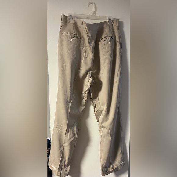 Austin Reed - Picture 1 of 5